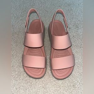 Crocs Brooklyn Low Wedge